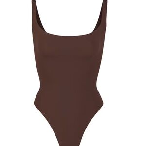 Skims Fits Everybody Square neck bodysuit sz M
